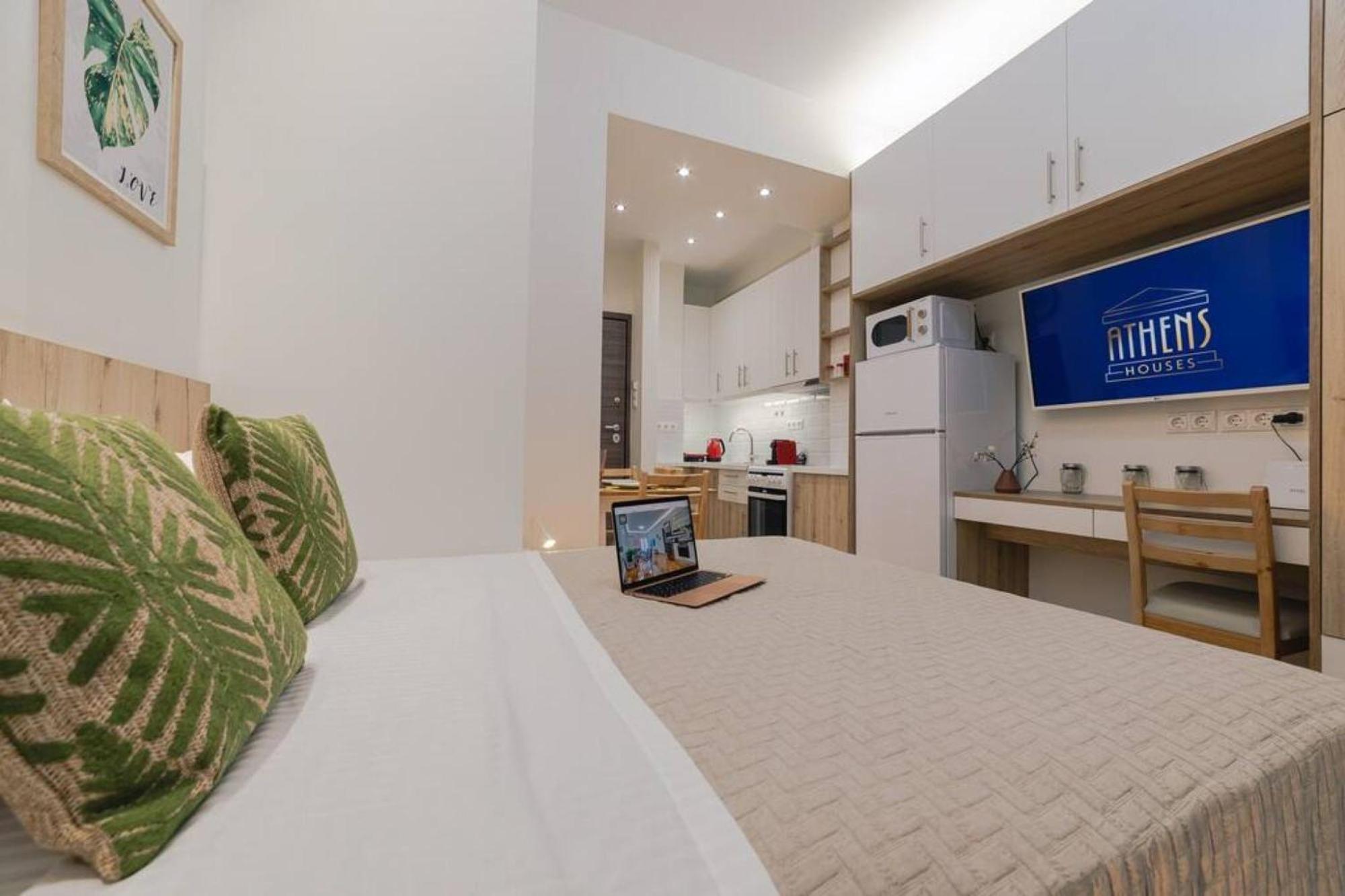 Small And Cozy Studio Афіни Екстер'єр фото